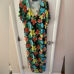 Floral V-Neck Maxi Dress
